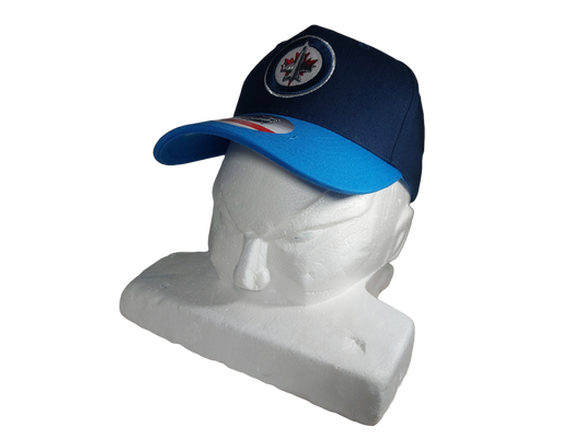 Winnipeg Jets Youth size -lippalakki