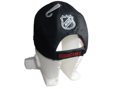 Carolina Hurricanes Youth size -lippalakki