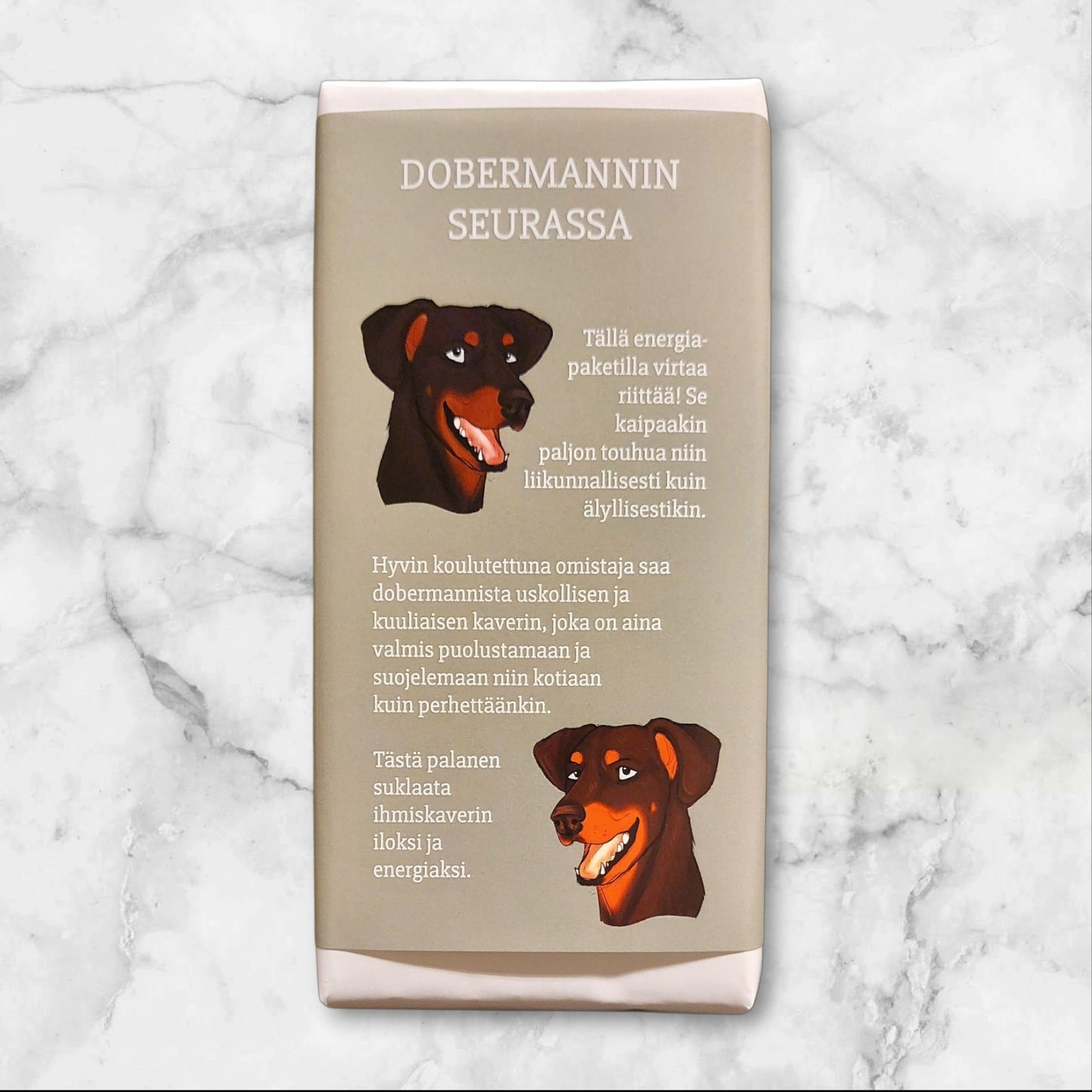 Dobermannin seurassa -suklaa 100g